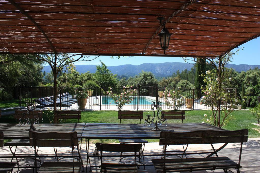 Bed and Breakfast La Bastide De Soubeyras Ménerbes Exterior foto